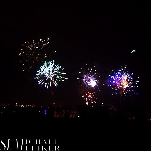 Silvester 2014, Blick von den Sandäcker Richtung Dorfkirche Wulkaprodersdorf 20150107013747-4396c828.jpg